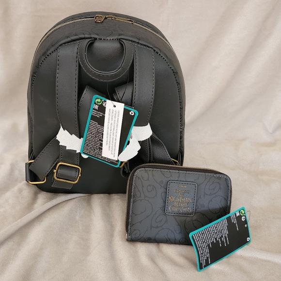 LOUNGEFLY Nightmare Before Christmas Jack & Sally Graveyard Backpack & Wallet - Picture 6 of 9
